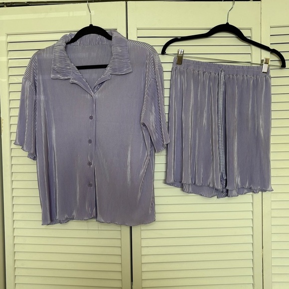 Purple Pleated Shirt and Shorts Set - Picture 2 of 7